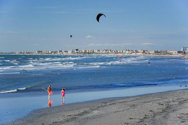 Sottomarina Beach Apartment คิออกเจีย ภายนอก รูปภาพ