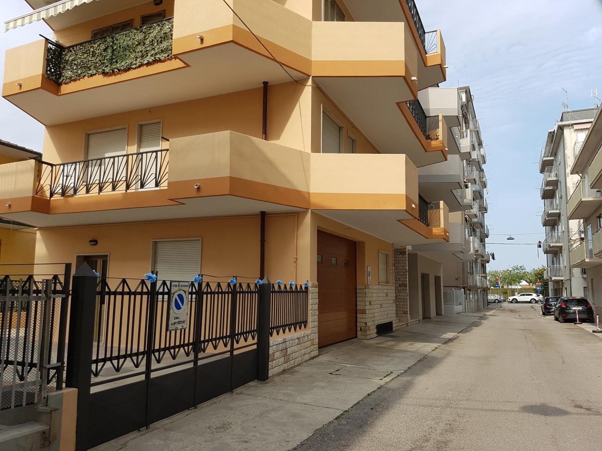 Sottomarina Beach Apartment คิออกเจีย ภายนอก รูปภาพ