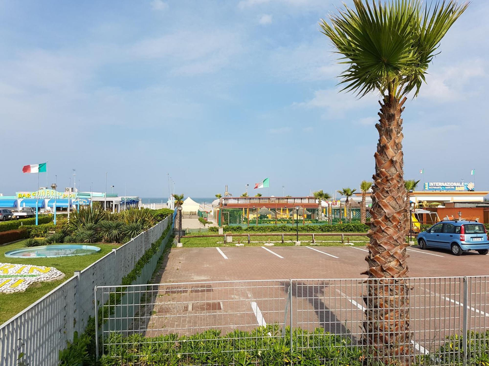 Sottomarina Beach Apartment คิออกเจีย ภายนอก รูปภาพ